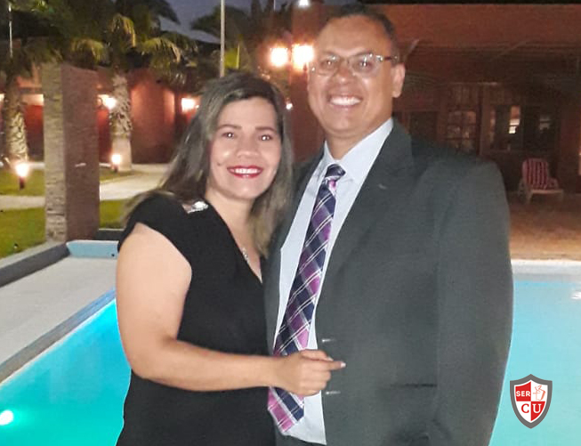 Ps. Carlos José Díaz & Angela Zurita de Díaz